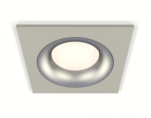 Точечный светильник XC XC7633004