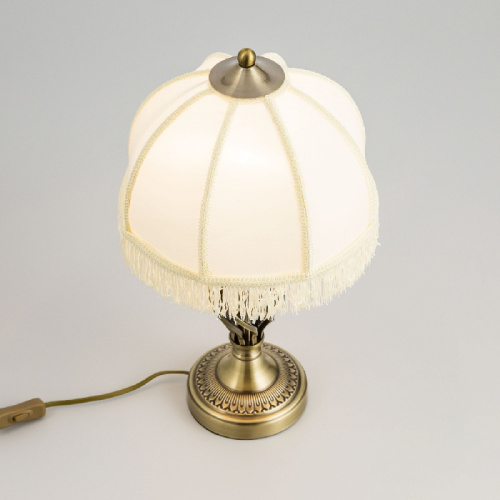 Интерьерная настольная лампа Базель CL407800 фото 3